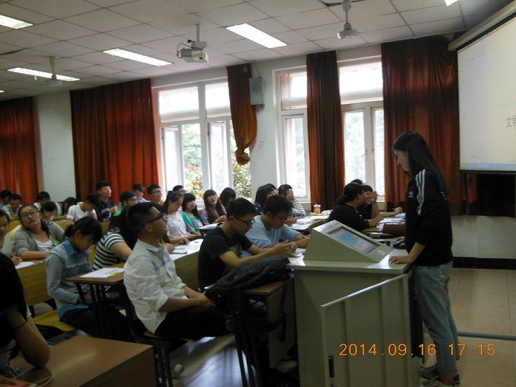 电子学院团学联合会成功招募新成员，为学联注入新活力